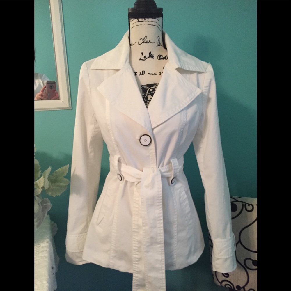 Guess size small